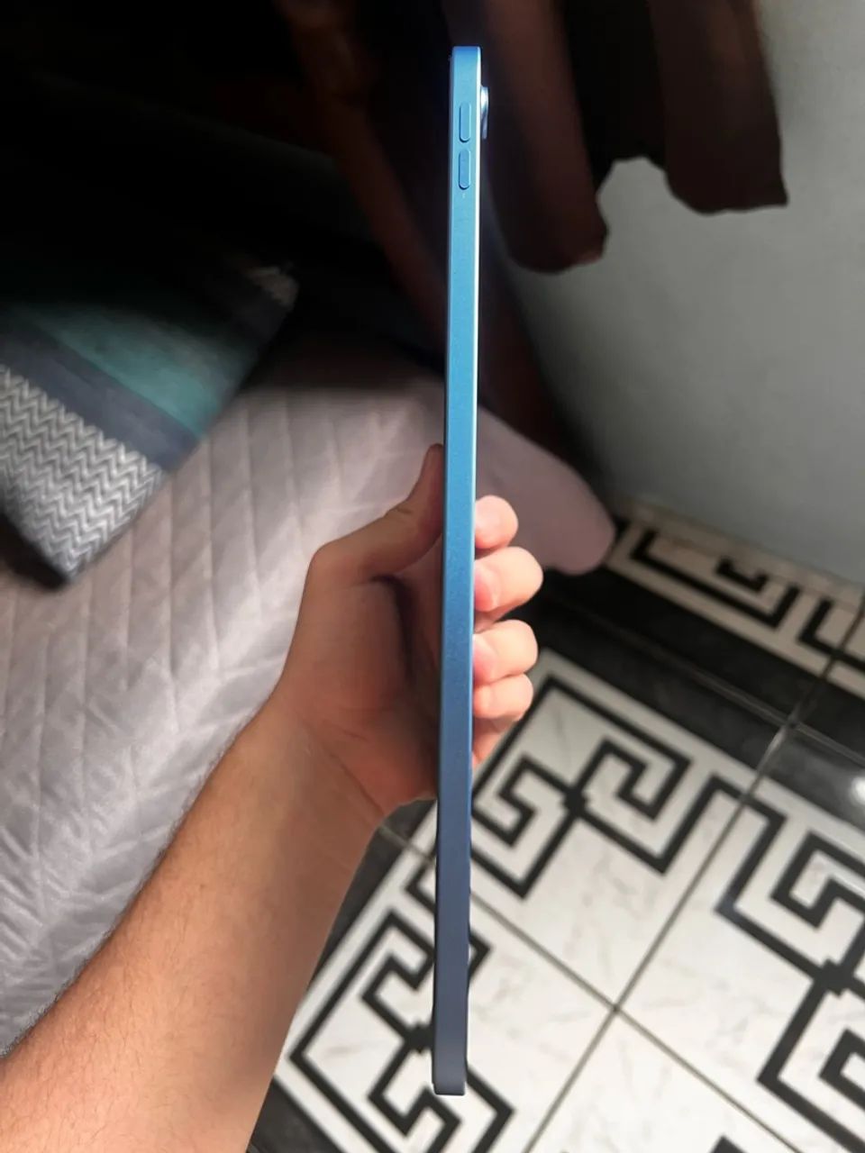 iPad 10° Geração azul 64gb+ acessórios  - Foto 4