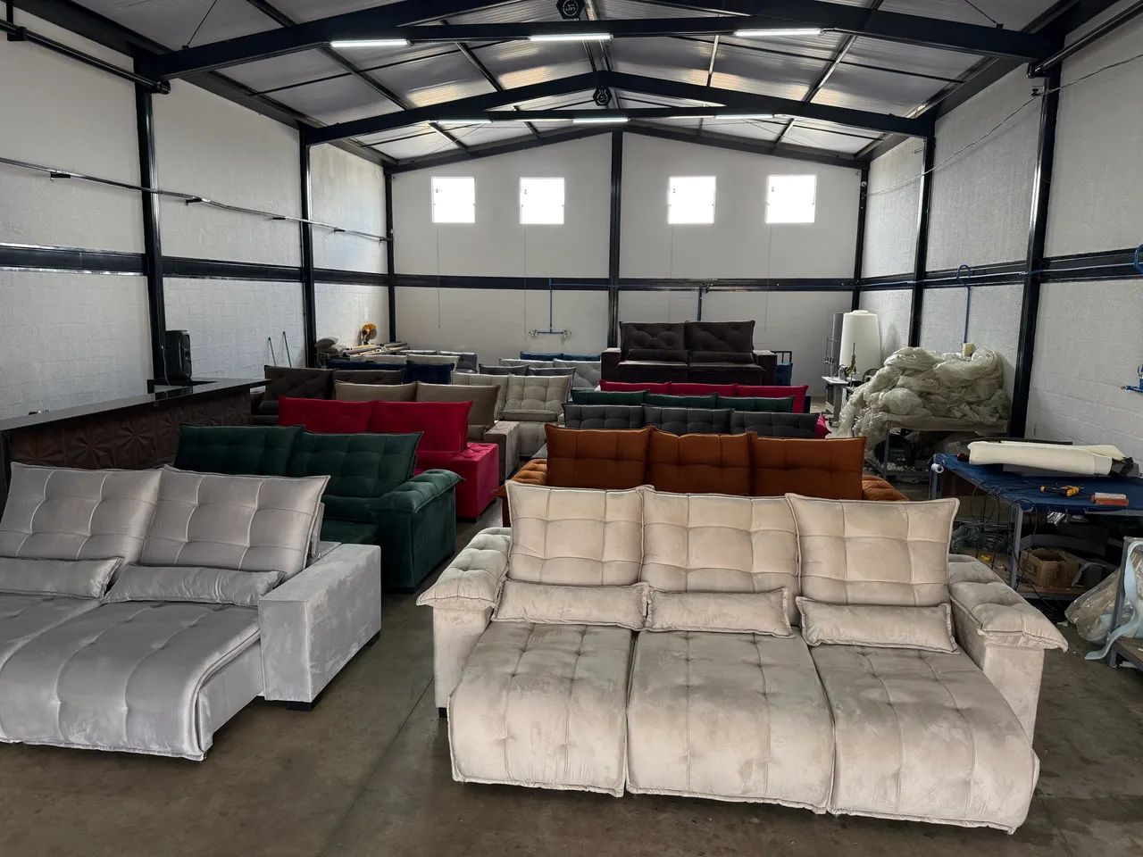 Sofá retrátil novo - Foto 2