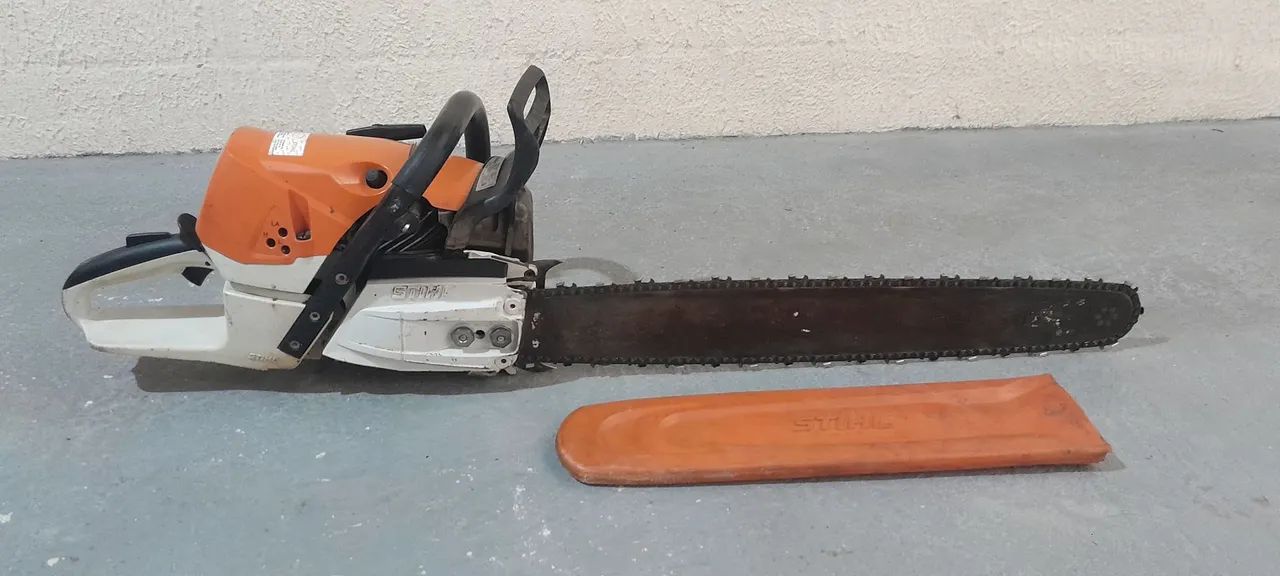 Selling Chainsaws64985883421569124