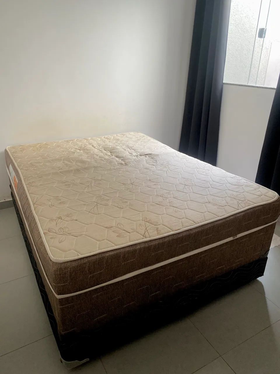 Cama box 