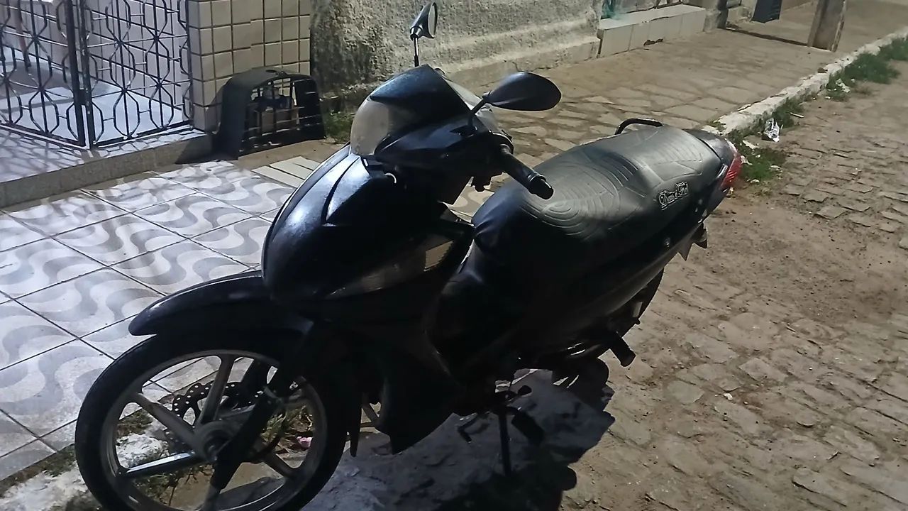 VENDO CINQUENTINHA EMPLACADA (PREÇO DE DESAPEGO) - Foto 3
