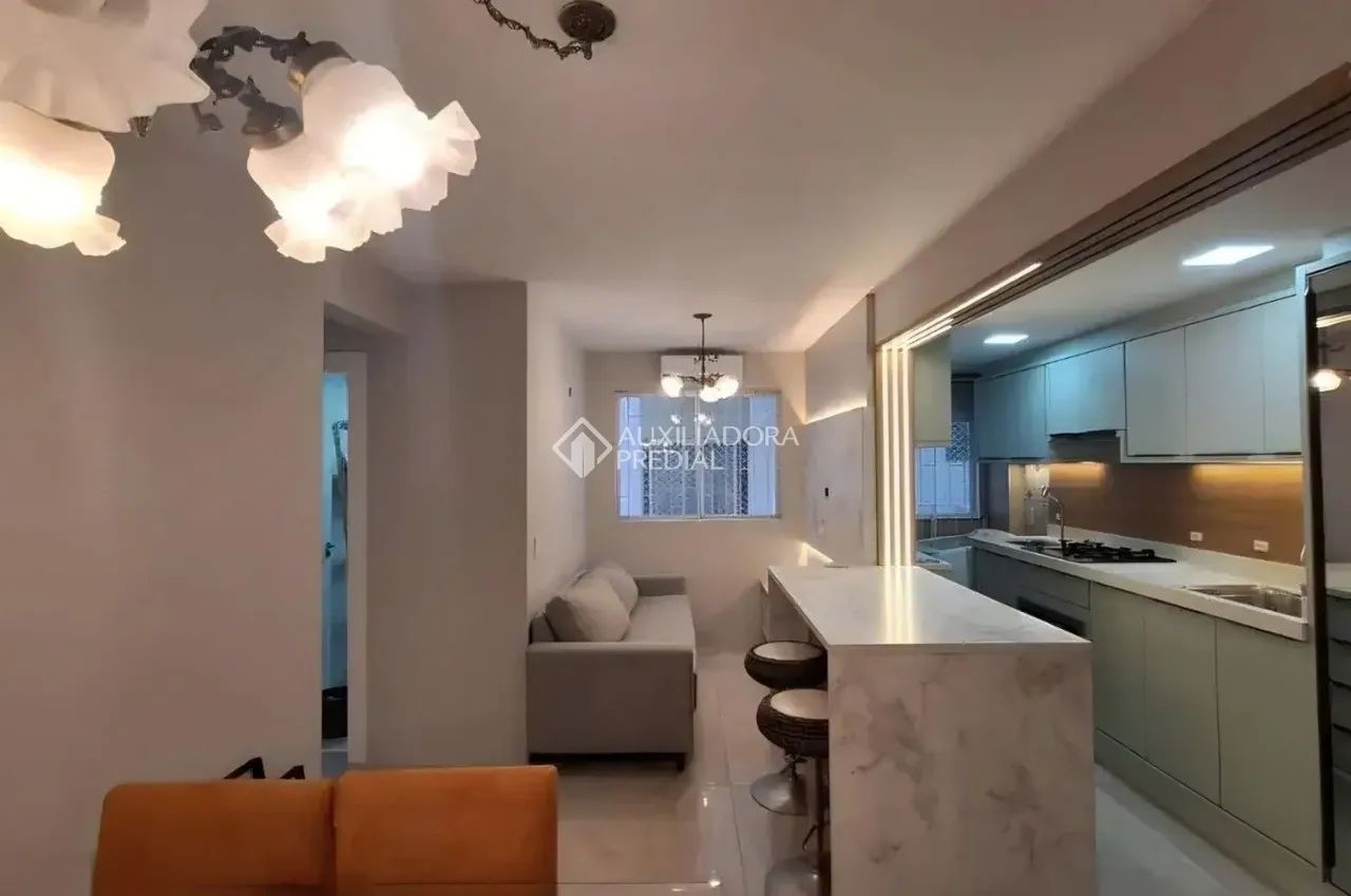 Apartamento mobiliado com 2 quartos para locação em Serraria, São José