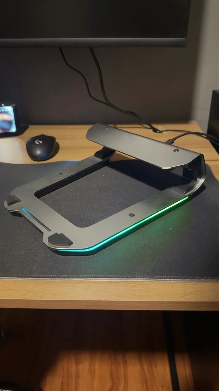 Suporte RGB para Notebook 