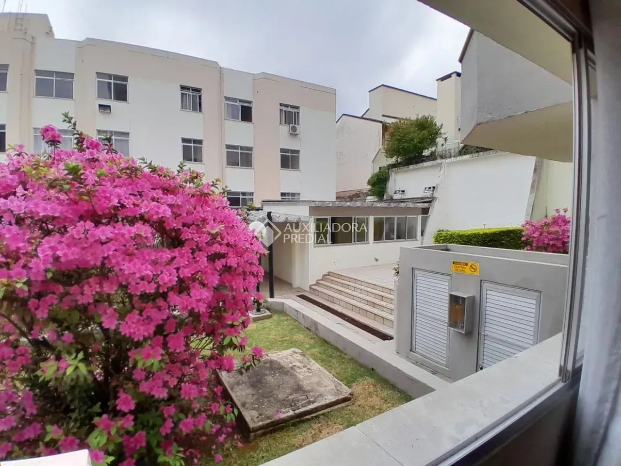 Apto de 4 quartos na Carvoeira - Foto 2