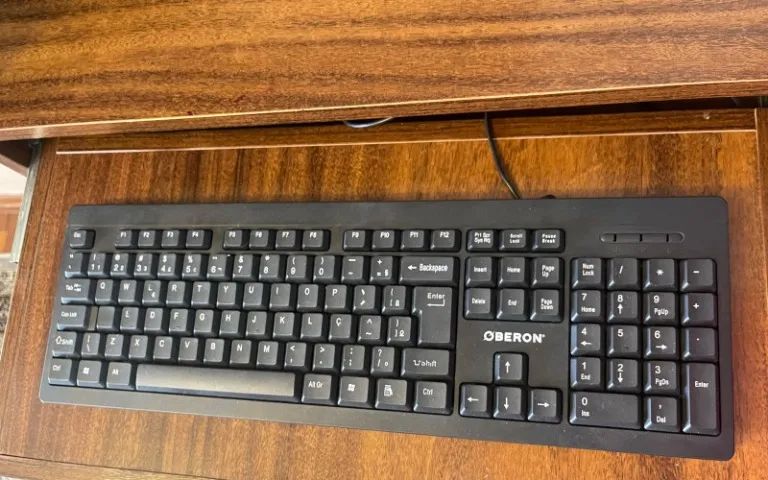 Monitor + teclado + mouse + Cabos de alimentação - Foto 5