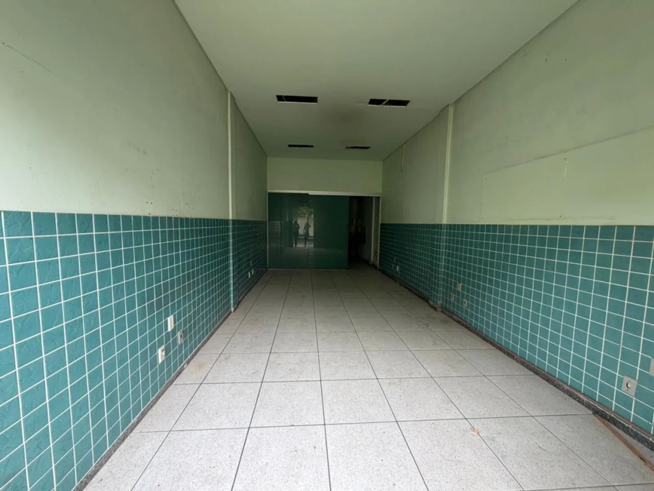 Loja / Salão / Ponto Comercial à venda em Belo Horizonte - Foto 2
