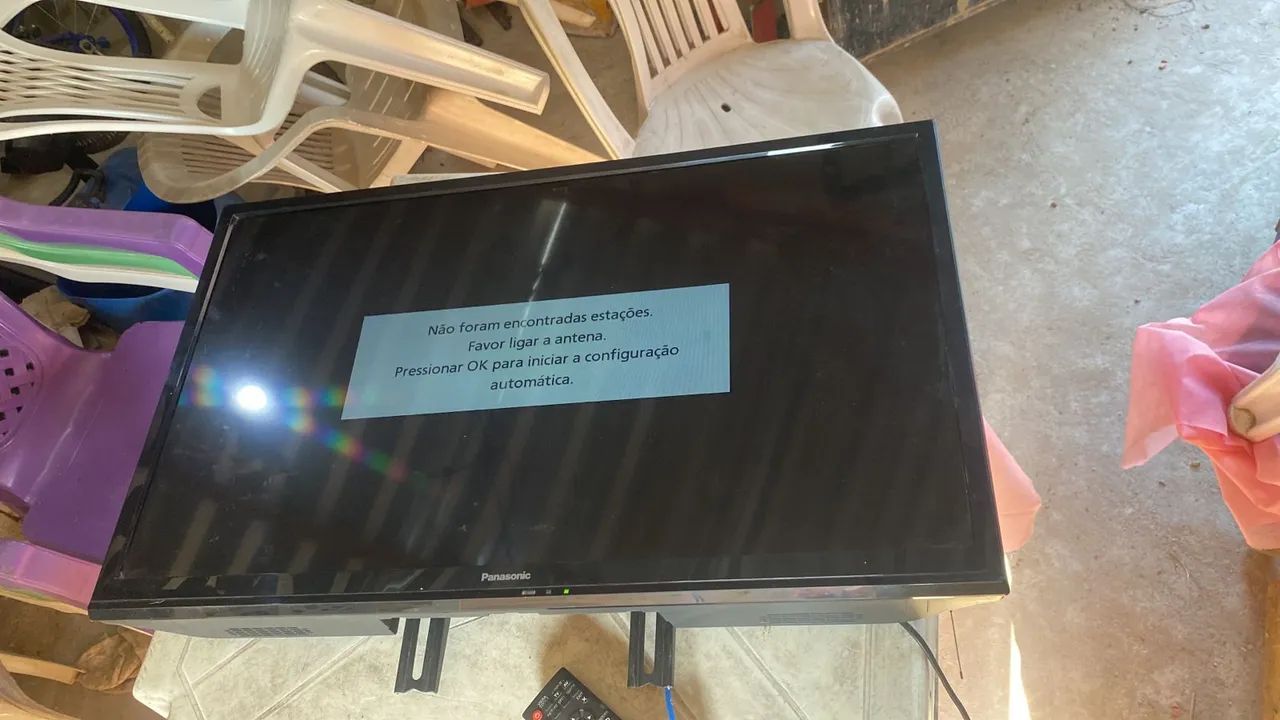 Vendo tv 32 polegadas não é smart 