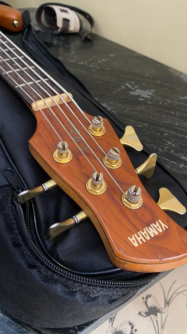 Baixo Yamaha TRB 5i  - Foto 2