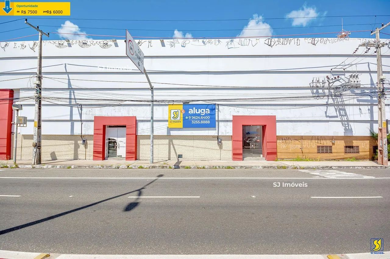 Amplo ponto comercial na Av. Domingos Olímpio