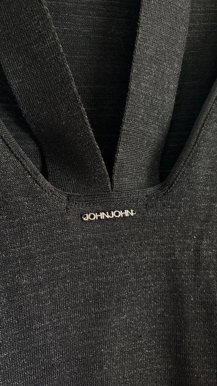 Vestido preto brilhoso johnjohn P - Foto 3