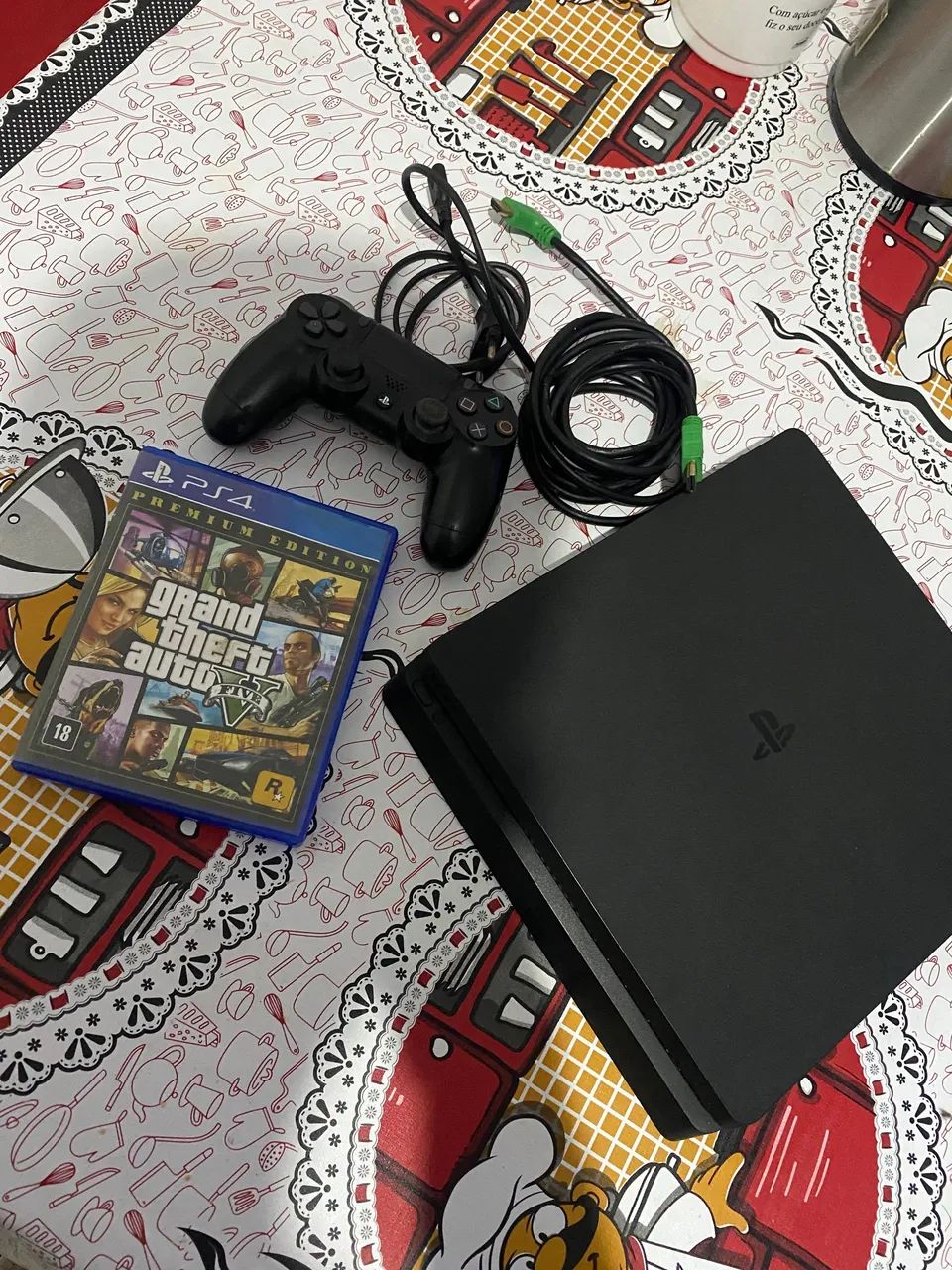 Ps4 slim 500GB ACOMPANHA 1 CONTROLE E JOGOS!!!!