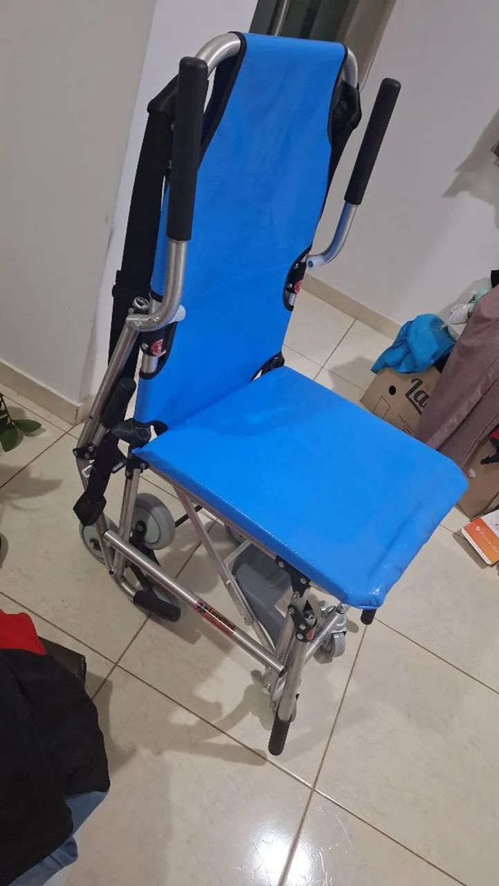 Cadeira que sobe escadas - Foto 4