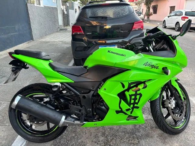 ? Kawasaki Ninja 250 ? 2011