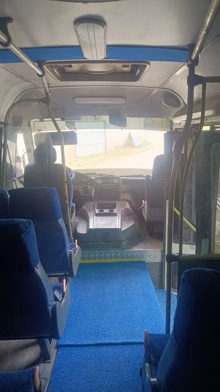 Vendo microônibus Volare W8 com 32 lugares  - Foto 4