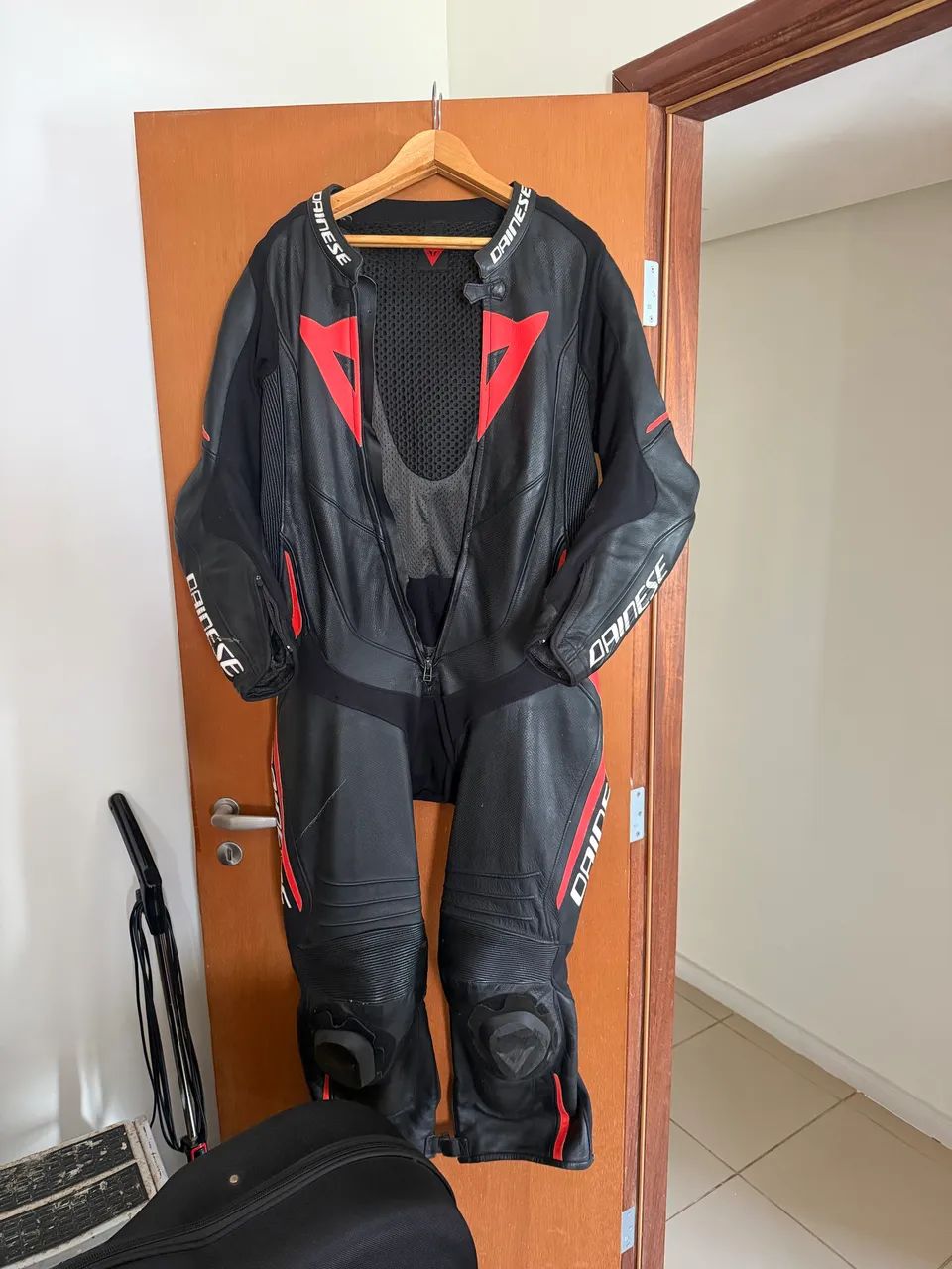 Macacão Dainese laguna seca 4 