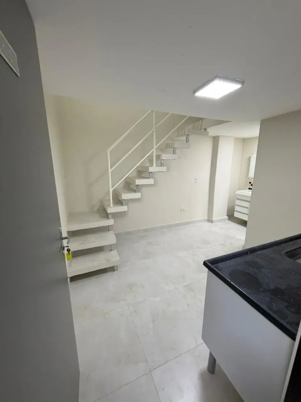 Apartamento com 1 Quarto para alugar, 28m² - Vila Prudente