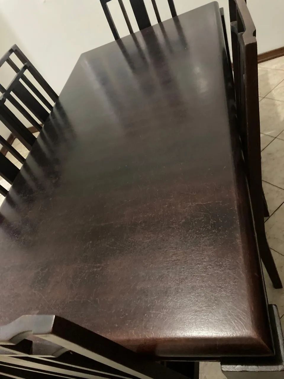 Mesa com 6 cadeiras e aparador  - Foto 3
