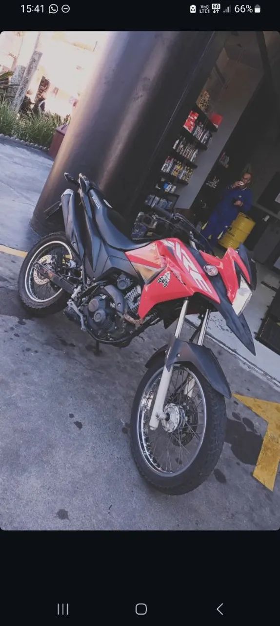 XRE 190 VERMELHA