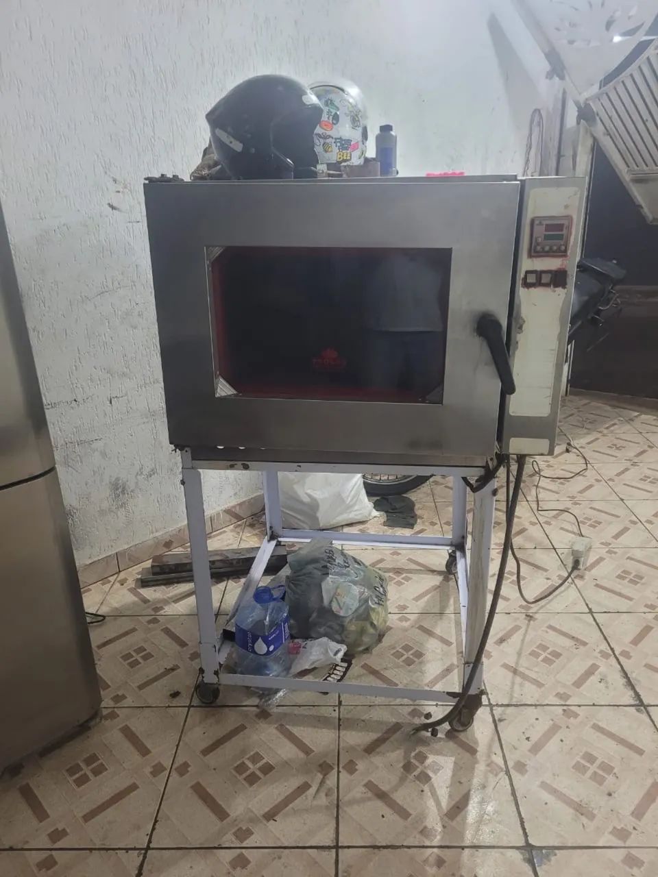 Forno e modeladora 