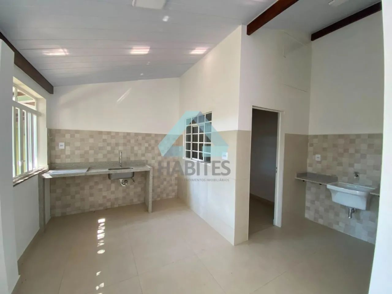 Locação de Comercial / Sala na cidade de Botucatu - Foto 2