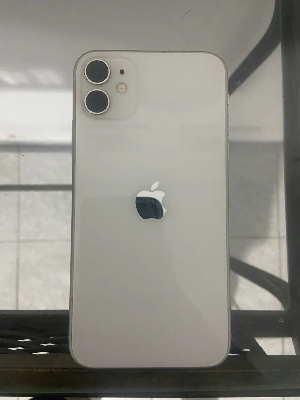 iPhone 11 64 GB - Foto 2