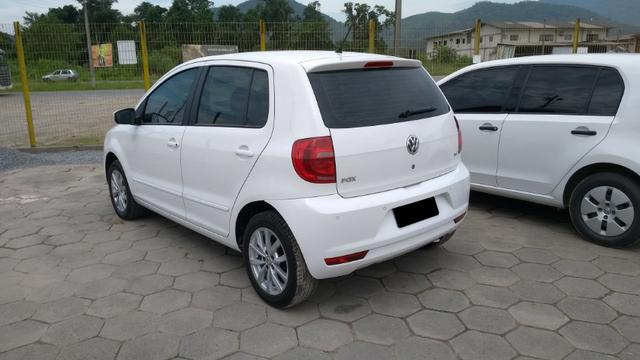 Volkswagen Fox 1.6 2014 - Foto 6
