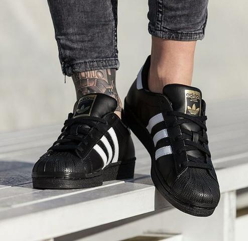 Tênis Adidas Super Star R$89,90 - Foto 2