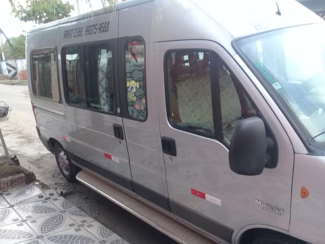 Van Ducato 2.3 Multijet 16 lugares Teto Alto