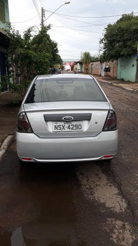 Fiesta sedan - Foto 3
