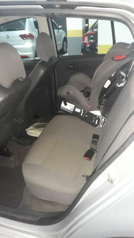 Vw Fox 1.0 Completo - Foto 5