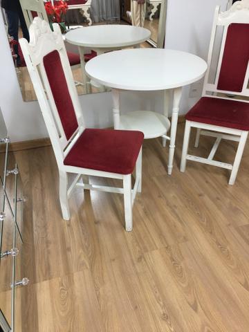 Mesa com 2 cadeiras - Foto 2