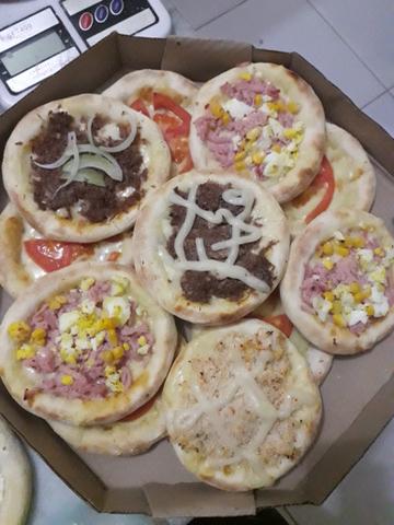 Vendo massa de esfihas pré assadas