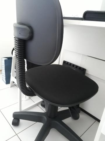 Cadeira Secretária Giratória - Foto 4
