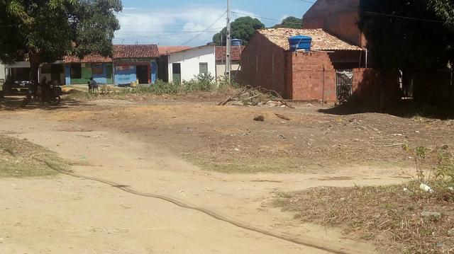 Terreno em ipioca ao lado campo de futebol,falar com alex,fone : - Foto 2