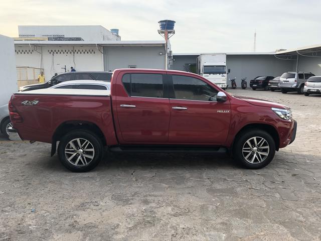 Hilux 17/18 extra Srx - Foto 7