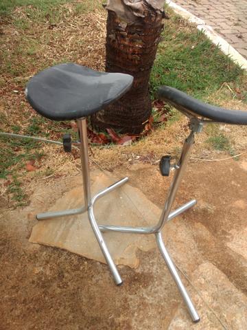 Apoio pés para manicure. usado - Foto 2
