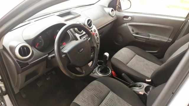 Ford Fiesta Sedan SE 2014 - Foto 4