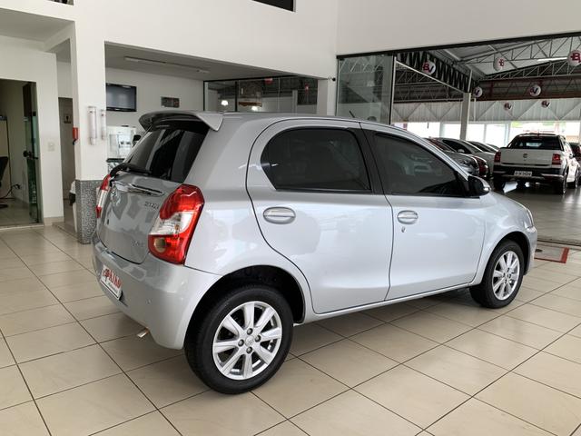 Toyota Etios HB 1.5 Xls Automático 2017 - Foto 7