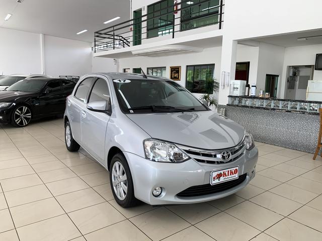 Toyota Etios HB 1.5 Xls Automático 2017