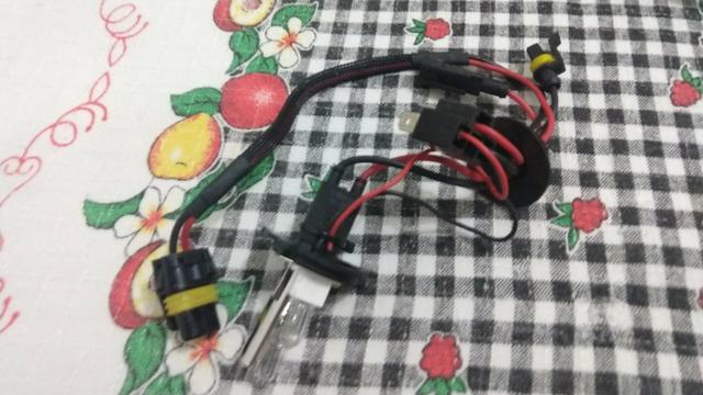 Vendo farol Xenon - Foto 2