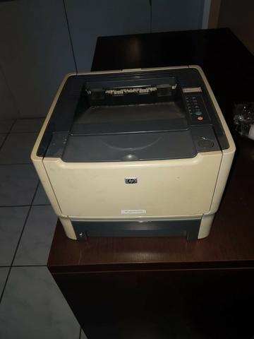 Impressora HP 2015 com defeito