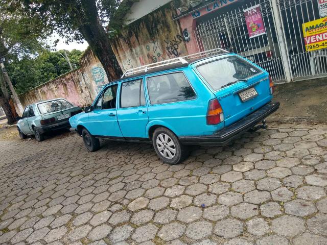 Troco os dois por algo do meu interesse
