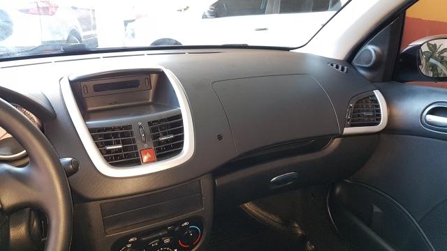 207 Hatch XR Sport 1.4 8V (flex) 2011 - Foto 8