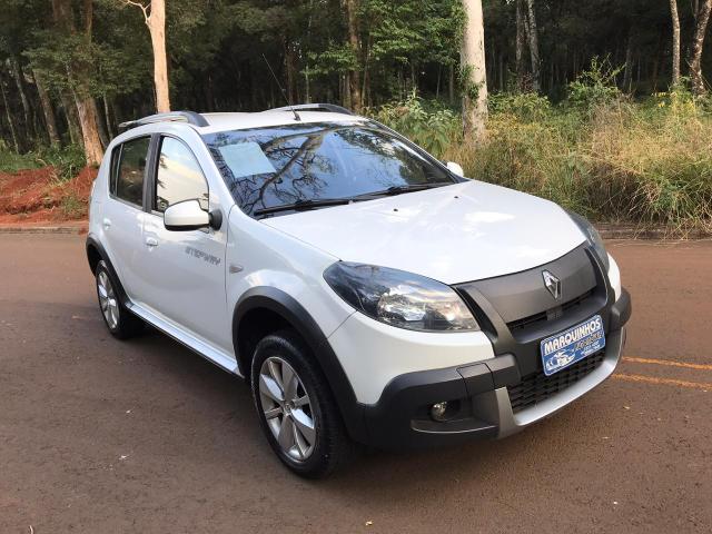 Sandeiro Stepway 2014 Flex 1.6 Segundo Dono Completo + Multimídia 85 mil km - Foto 2