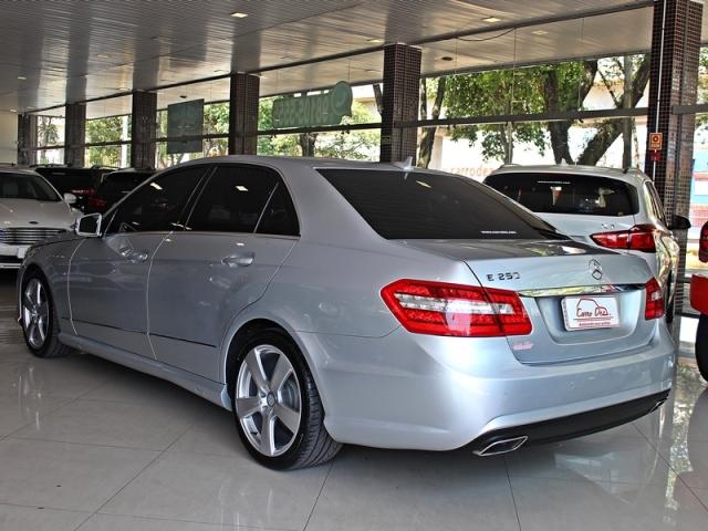 Mercedes E 250 1.8 CGI AvantGarde 4P - Foto 4