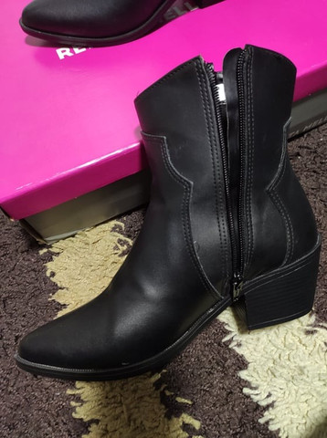 bota cano curto renata mello