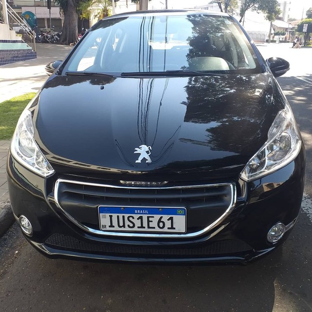 PEUGEOT 208 ALLURE 1.5 COMPLETO