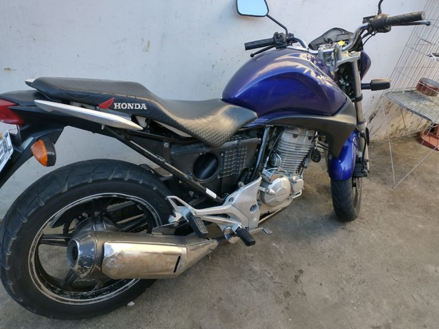 HONDA CB 300R