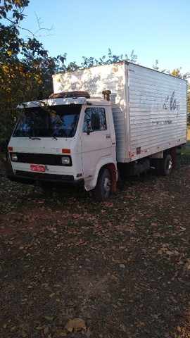 VENDO OU TROCO POR CARROCERIA C/GAIOLA BOIADEIRA