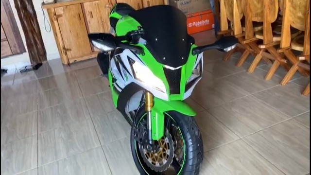 ZX-10R; KAWASAKI NINJA,